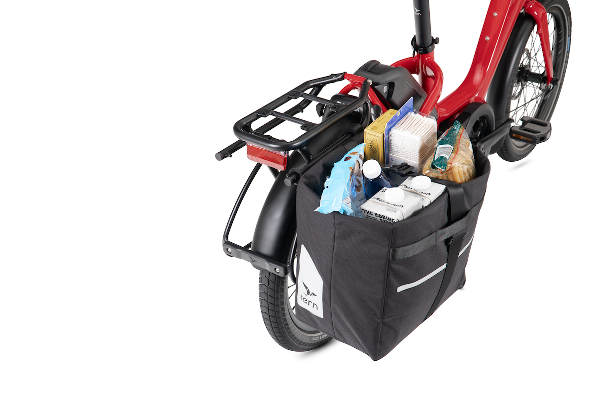 Cargo Hold 28 Pannier with groceries on the NBD